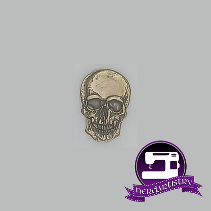 Skull Magnetic Snap